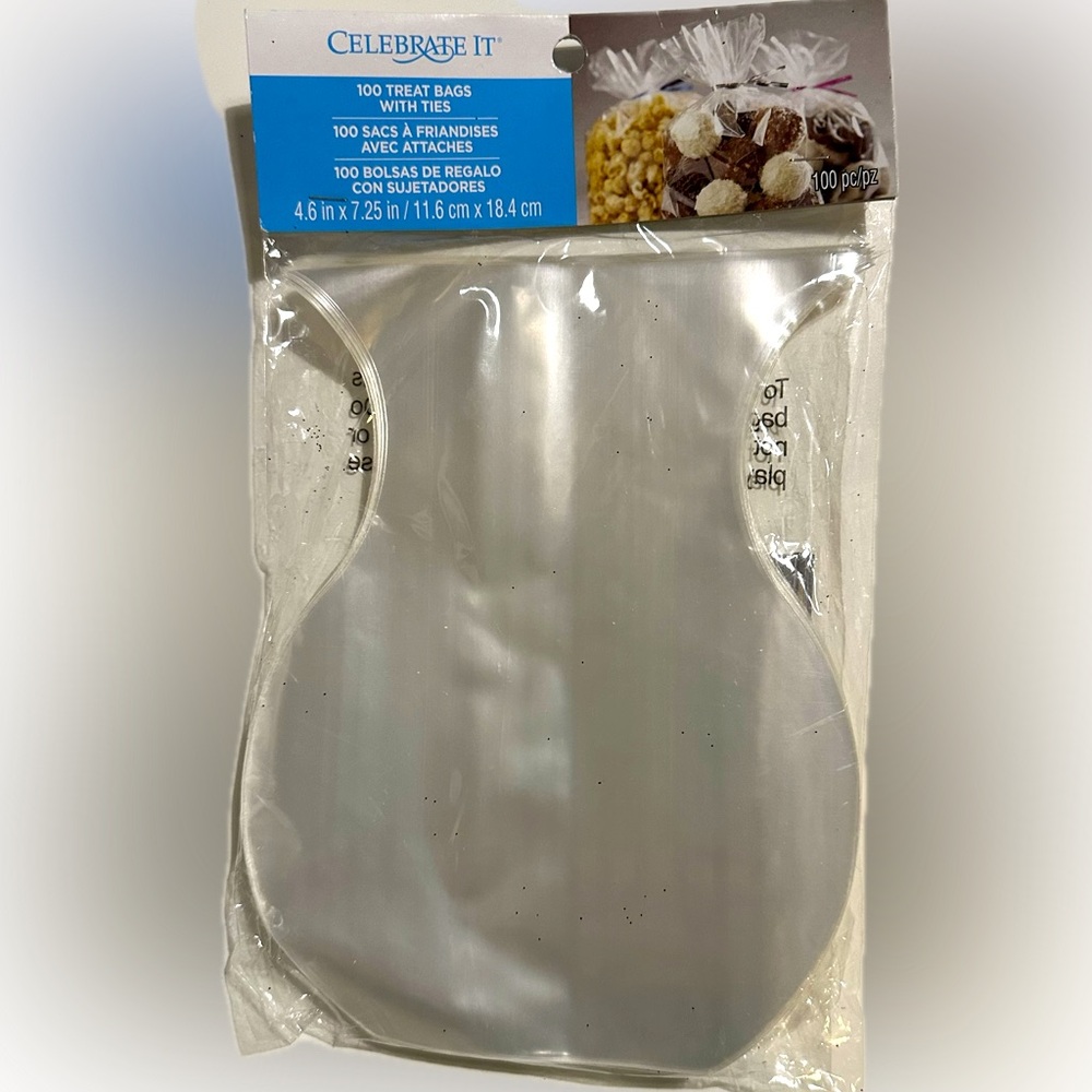 CELEBRATE IT 100 TREAT BAGS W/ TIES 4.6”x7.25” CLEAR ROUND SHAPED GIFT SEALED